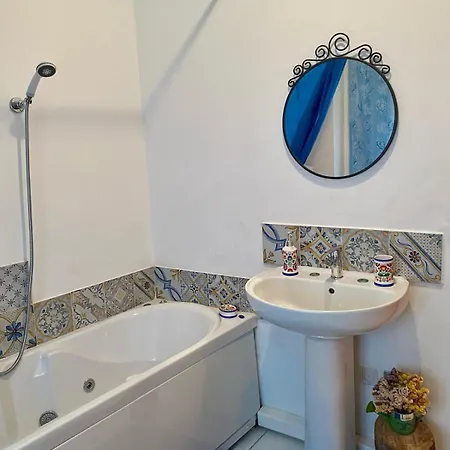 L'olivo - 1932 Apartment Controguerra